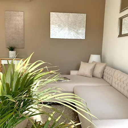 アパート Panorama